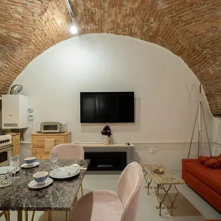 5* Luxury In Unirii Square. Апартаменти Клуж-Напока